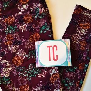 New TC LulaRoe Leggings  wine/burgundy background